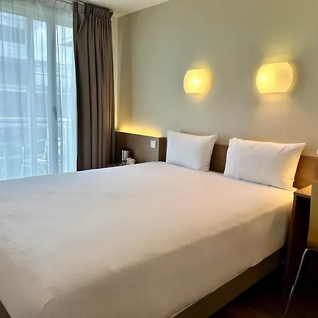 Campanile Paris 12 - Bercy Village-2
